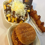 Frituur Tolpoort E. Van Beverenplein Nourriture