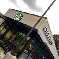 Lunch/ijssalon Ohlala outside