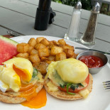 Cafe Bergrust, Kasen Nourriture