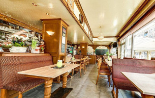 Eetkaffee Poseidon inside