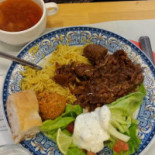 Café M (vroeger Wijkresto 't Oud Postje) Nourriture