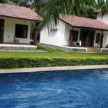 De Ossenstal Exterior