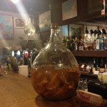 Café De La Gare Dentro