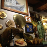 Café De La Gare Dentro