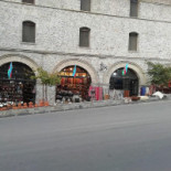 Pitta Araz Extérieur