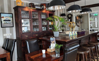 Lunchroom De Heerlijkheid Dentro