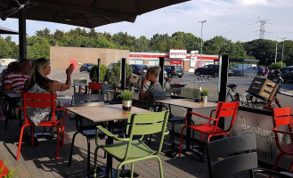 Het Genoegen Exterior