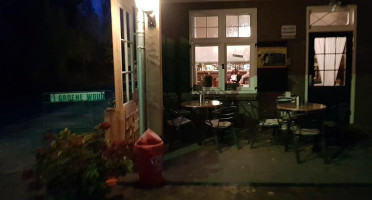 Café 't Groene Woud Dentro