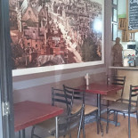 De Pyramide À l'intérieur