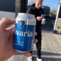 Jonas In Den Walvis drink