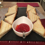 Le Petit Canon Nourriture