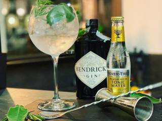 Metalcafé De Witte Wolf