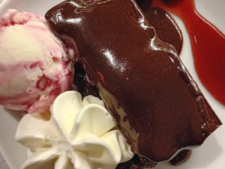 Ijssalon “de Kleine Haan”