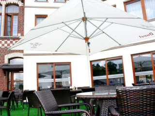 Fly Inn Brussels Airport B B