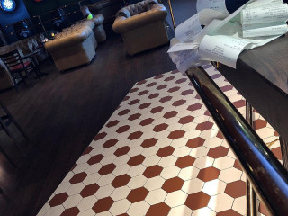 Restaurant O #039;learys Sportsbar Bowling