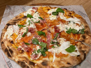 Renato's Pizzeria Foodhallen