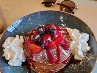 Léopold Café Arts Loi