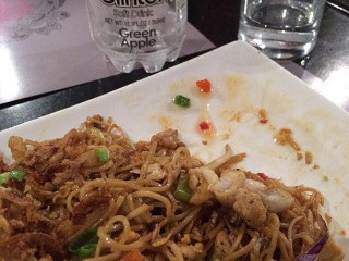 BÔ Zin Asian Food Halal