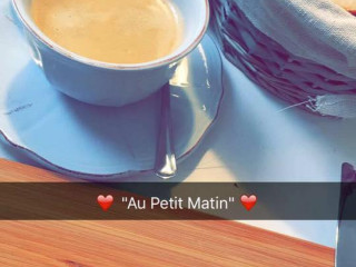 Au Petit Matin