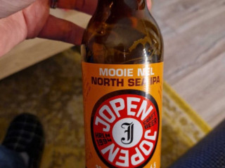 Mitra Groningen, Overwinningsplein