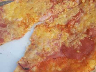 Pizzeria En 'la Grotta' Midsland