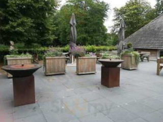 Het Eksternest Triade Vitree