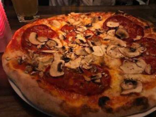 Very Italian Pizza Breda