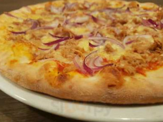 Johnny's Pizzeria Steakhouse