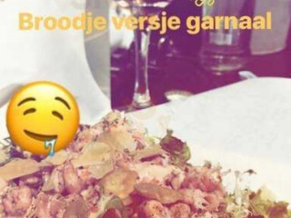 't Dolfijntje Fish More