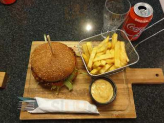 Michel's American Diner