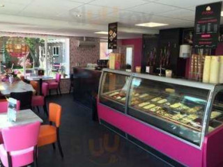 Ijssalon La Dolce Ruinen