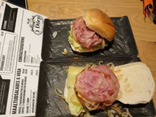 Eetcafé 't Dörp Hooge Mierde