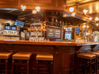 Grand Café De Walrus Sneek