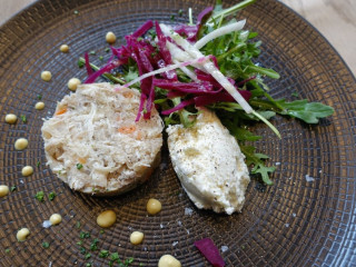 Le Bistro De Jean Phi