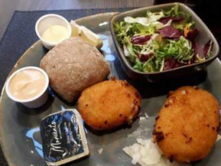 Friends Breakfast Lunch