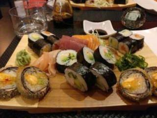 Yumyum Sushi