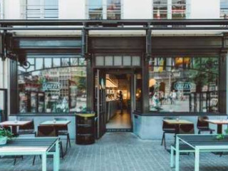 Guzzi's Italian Piadina Bakery