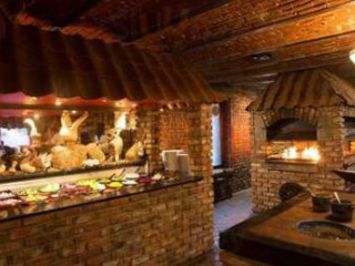 Le Petit Marais Grill