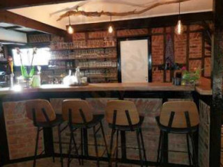 Taverne International