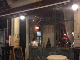 Horia Oriental Natural Eatery