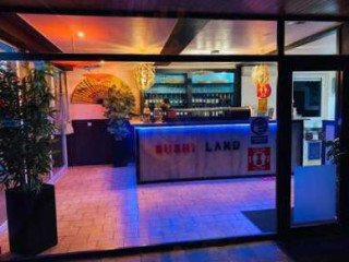Sushi Land