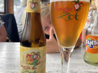 Terras Cafetaria Oos Heem