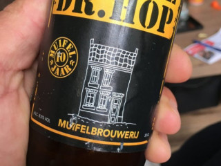 Bakker Floor Van Lieshout