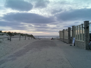 Strandpaviljoen Paal 28