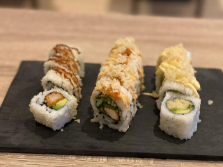 Broodjes En Sushi Velp