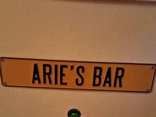 Arie's