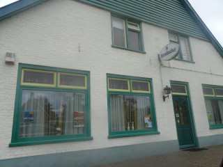 restaurant image
