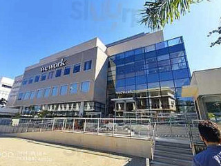 Champagne Et Limousine Sprl