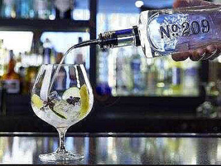 Krokant, Fish, Chips More