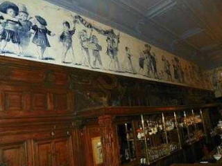 Tjin's Exotische Broodjes